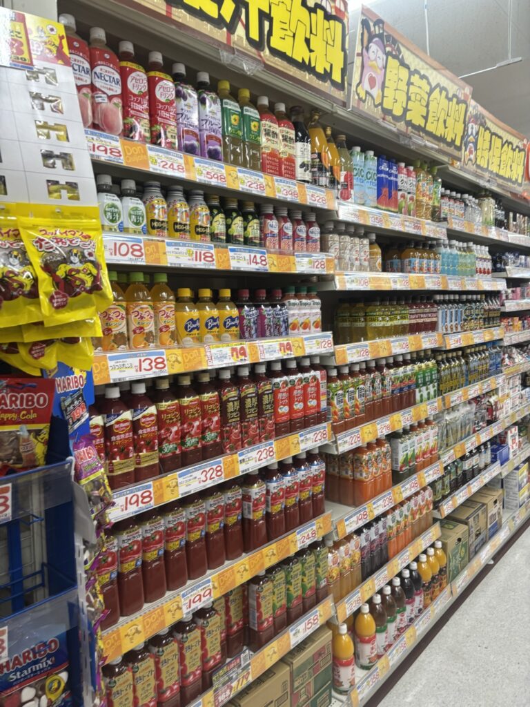 ドン・キホーテ 店内 飲料棚の様子（2026年2月19日撮影）